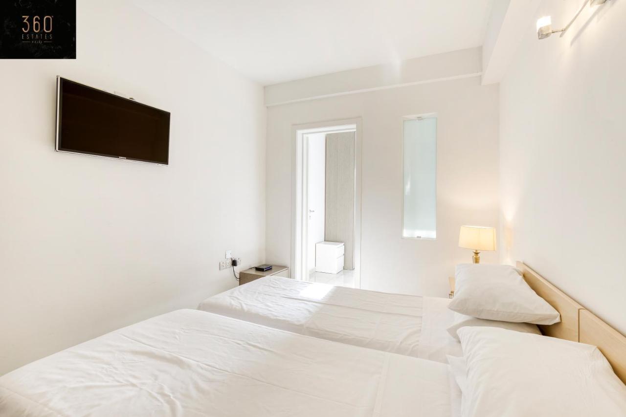 Centre Apt In St Julians/Pv With Spacious Living By 360 Estates Saint Julian's Ngoại thất bức ảnh