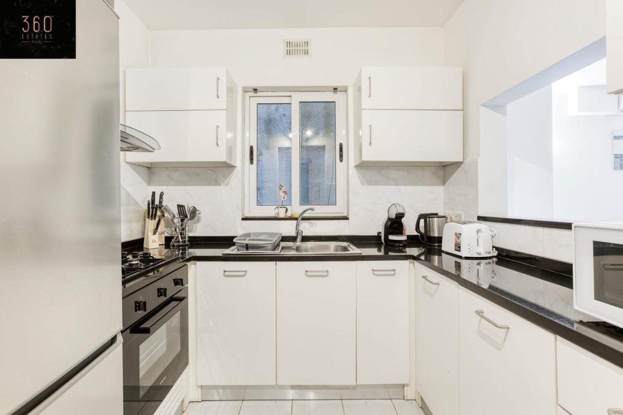 Centre Apt In St Julians/Pv With Spacious Living By 360 Estates Saint Julian's Ngoại thất bức ảnh